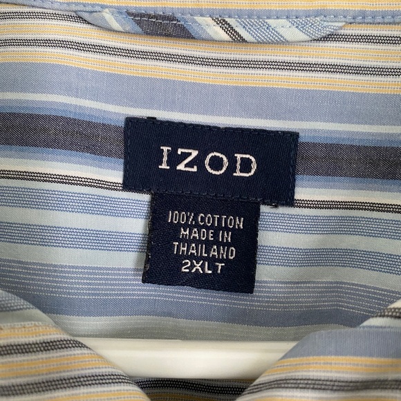 4 Collared Long sleeve button up shirts - Picture 7 of 12